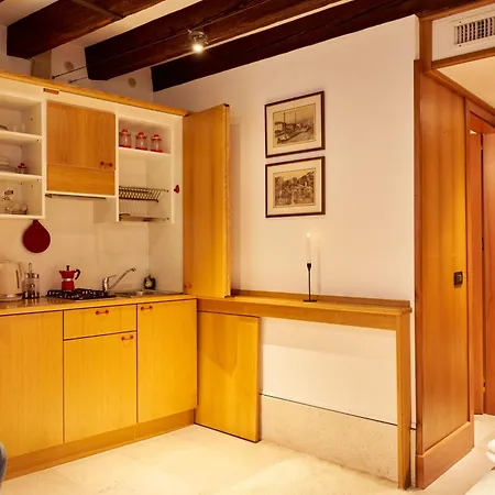 Nama Boutique Venecia