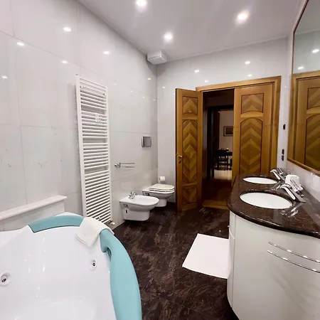 Nama Boutique Veneza